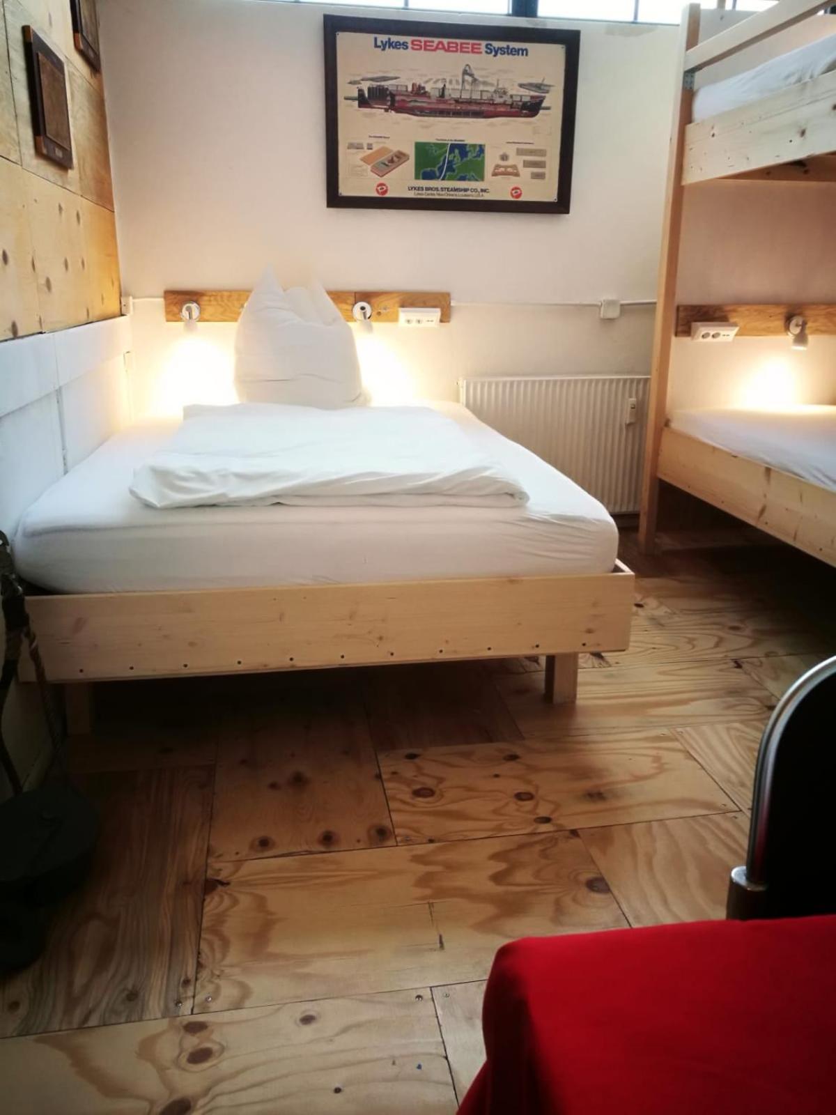 Hafentraum Indoorcampinghostel Bréma Kültér fotó